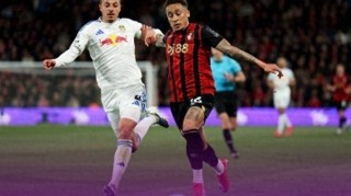 2-2，1-0！英超争冠大戏一夜反转！曼城赢球登榜首，利兹联绝平，积分榜出炉