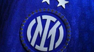 意甲格局剧变！七强集体暴跌，唯有米兰逆天改写历史！