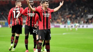 克雷莫纳VSAC米兰：豪门复仇VS保级死磕！爆冷阴影+伤停博弈，意甲焦点战悬念拉满